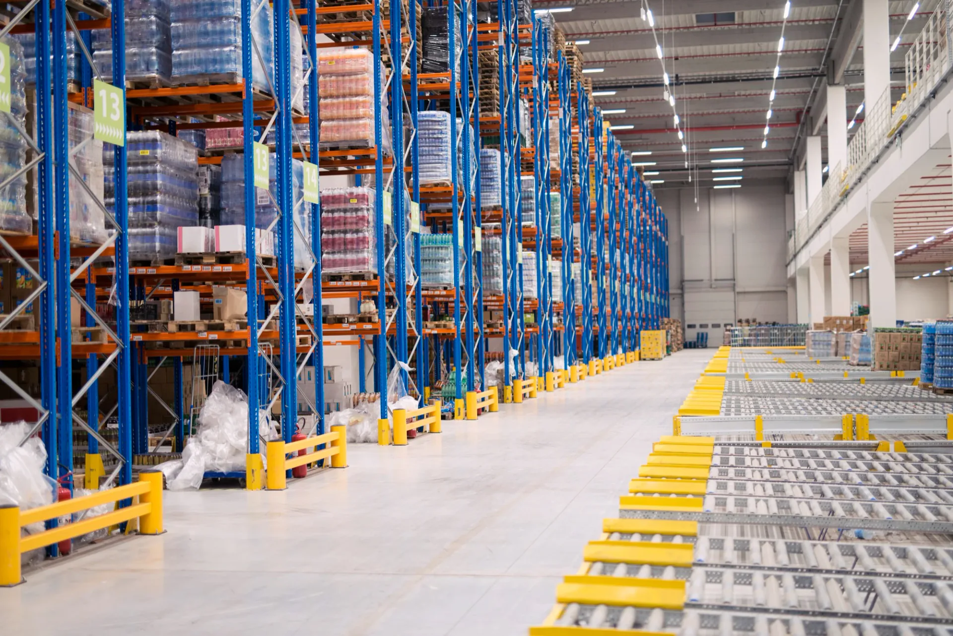 Logistics Centers safety monitoring application